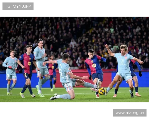 巴萨欧冠经验不足问题逐步反映,对球队竞争格局带来变化